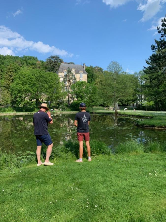 Gite Familial Chateau La Roche Racan Saint-Paterne-Racan Eksteriør bilde
